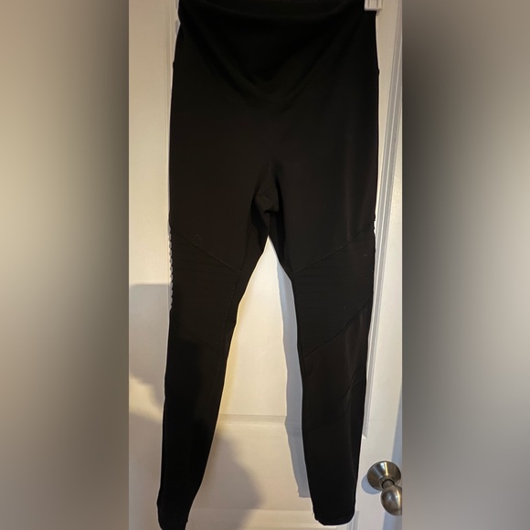 Old Navy Leggings Rockstar Moto Black women’s medium - Picture 3 of 5